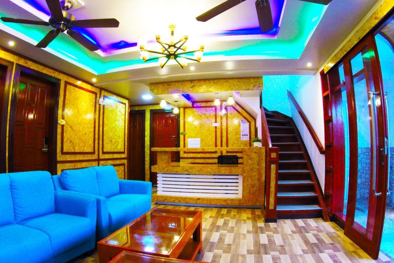 גוראידהו Athens View Hotel מראה חיצוני תמונה